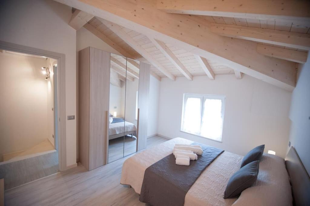 Ferienwohnung Casa Gemma - Big Family House With Free Parking San Giovanni Lupatoto Exterior foto