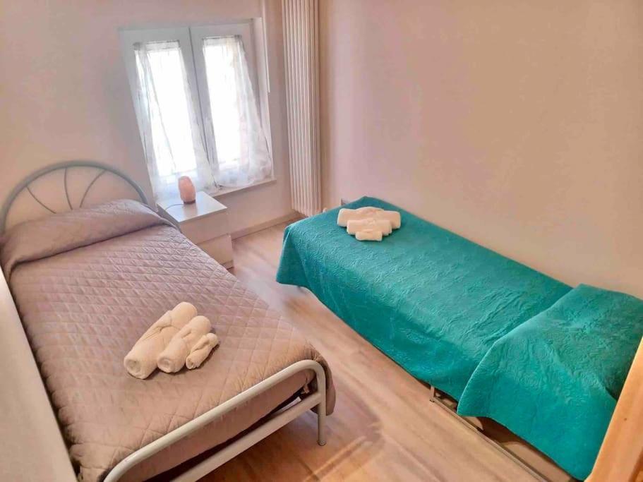 Ferienwohnung Casa Gemma - Big Family House With Free Parking San Giovanni Lupatoto Exterior foto
